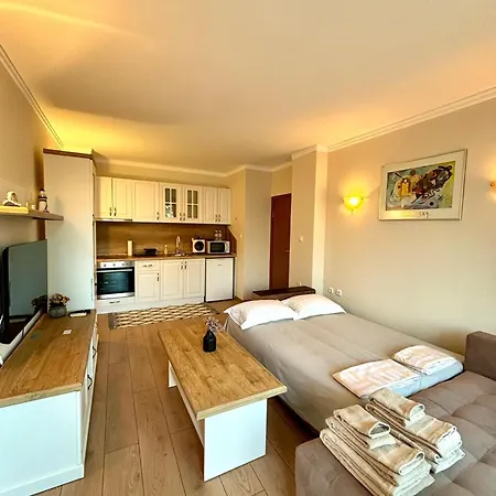 Royal Dreams Apartments, Sunny Апартаменты *