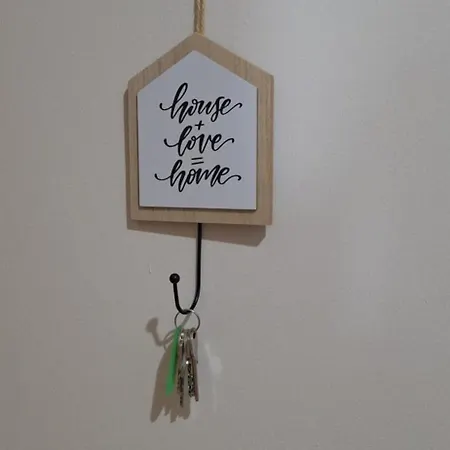 Royal Dreams Apartments, Sunny