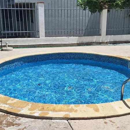 Royal Dreams Apartments, Sunny Апартамент